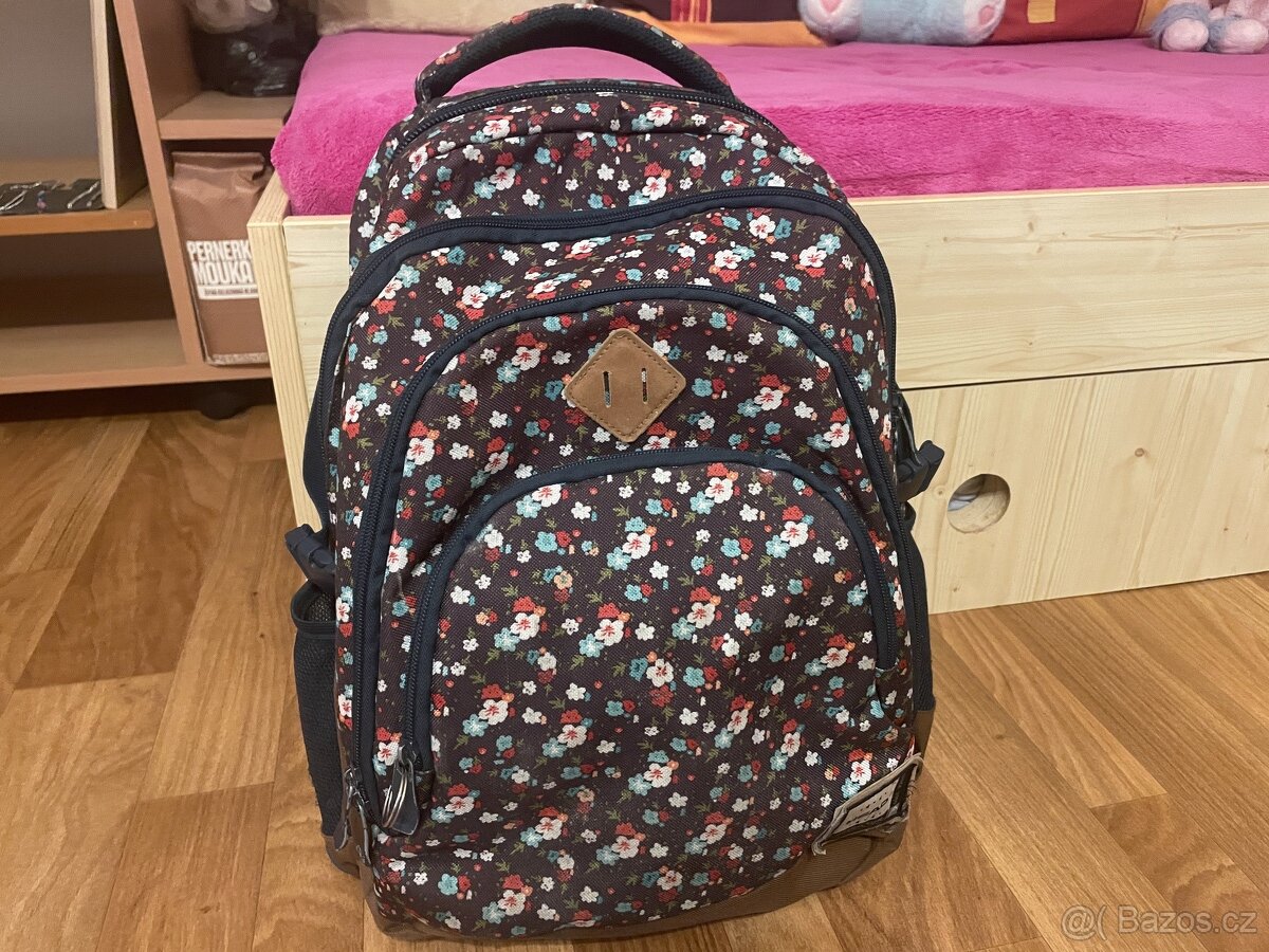 DÍVČÍ TAŠKA DO ŠKOLY