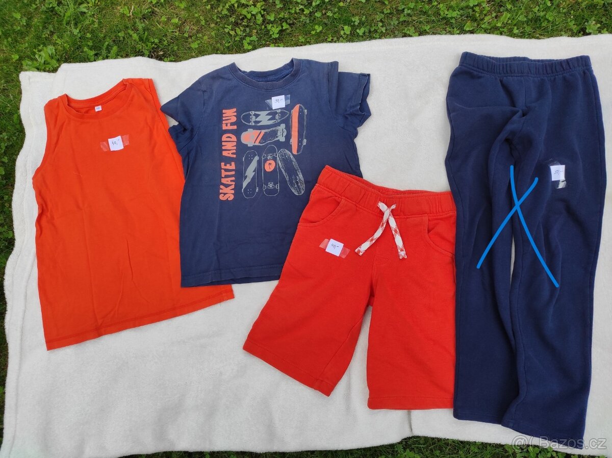 Set kluk 122-128 trička, kraťasy