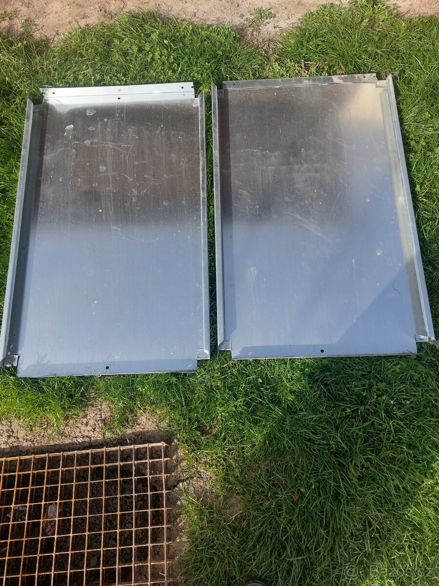 Regalova plechová plotna deska 99x61cm