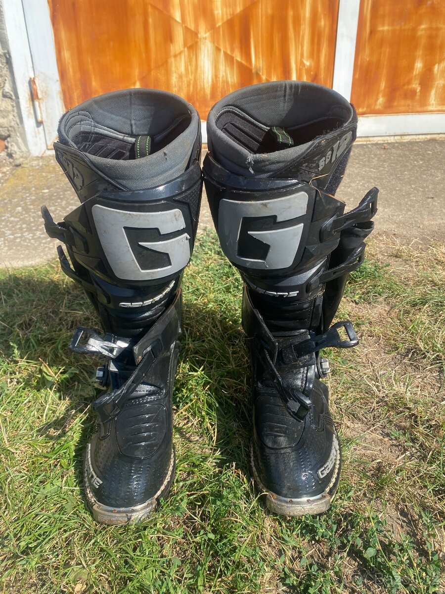 GAERNE SG12