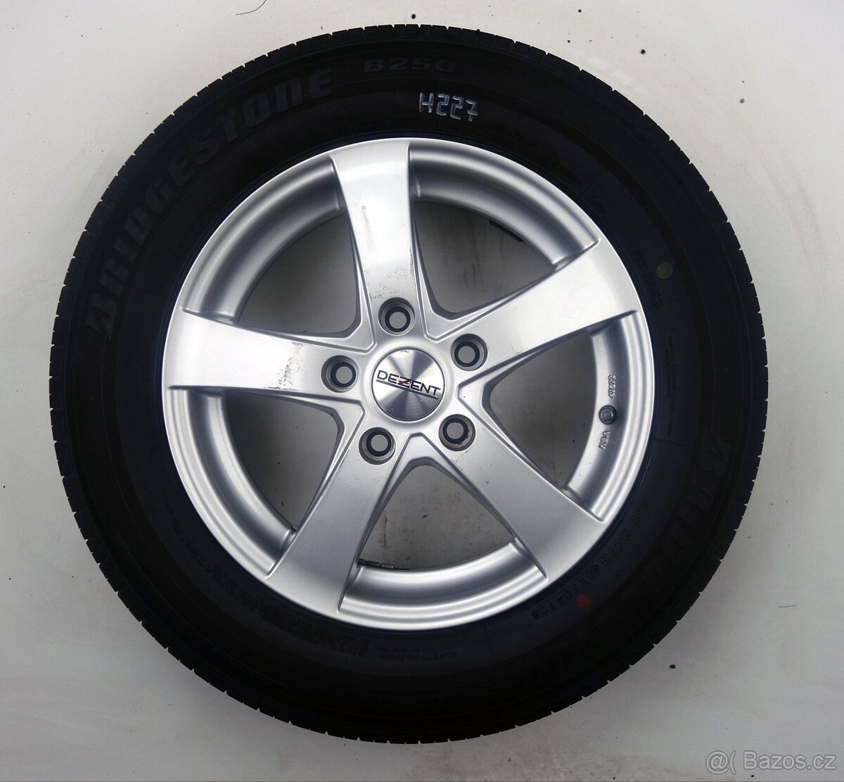 Mazda 3 - 15" alu kola - Letní pneu