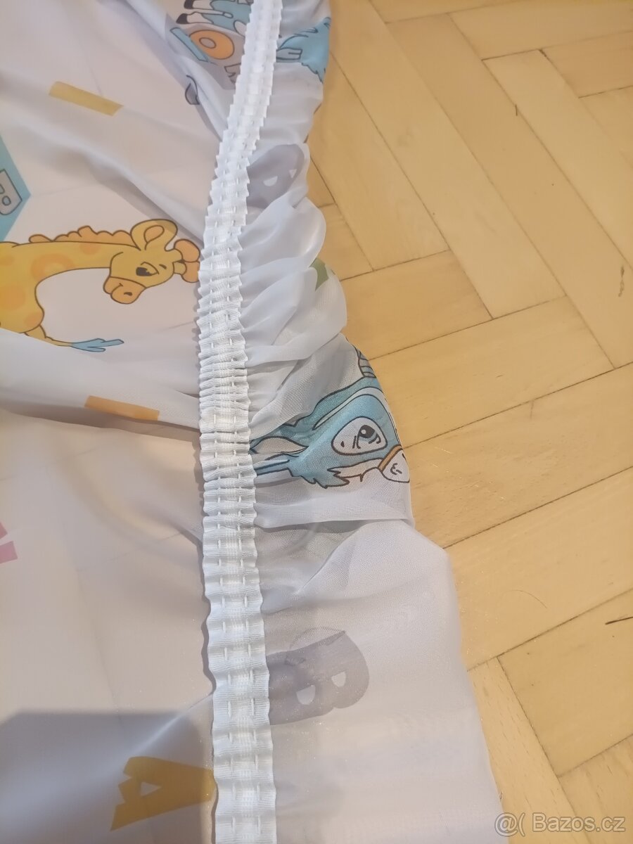 Prodám zatemňovací závěsy a záclonu