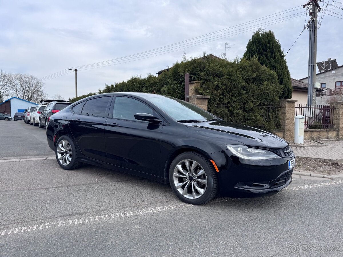 Chrysler 200S Limited 2,4 Kůže Klima 2015