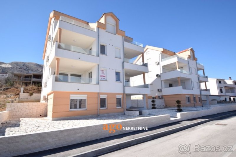 Chorvátsko ubytovanie dovolenka apartmán pri mori-Pag -