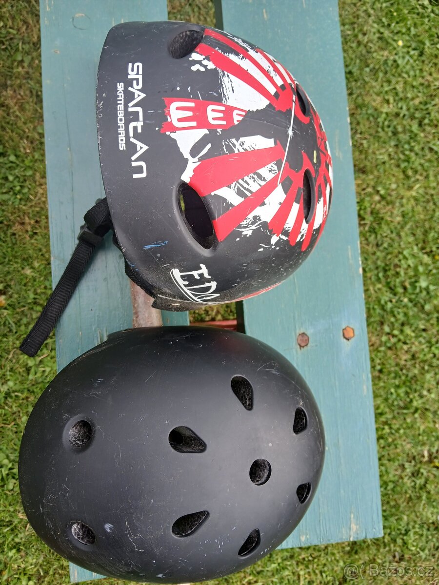 Helmy dětské na kolobežku nebo kolo