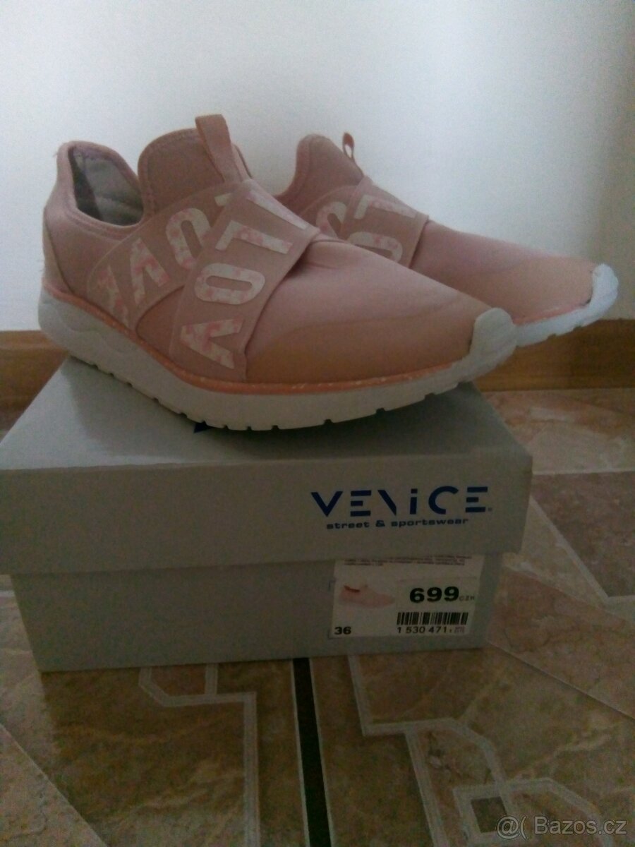 Sportovní boty zn. Venice vel. 36