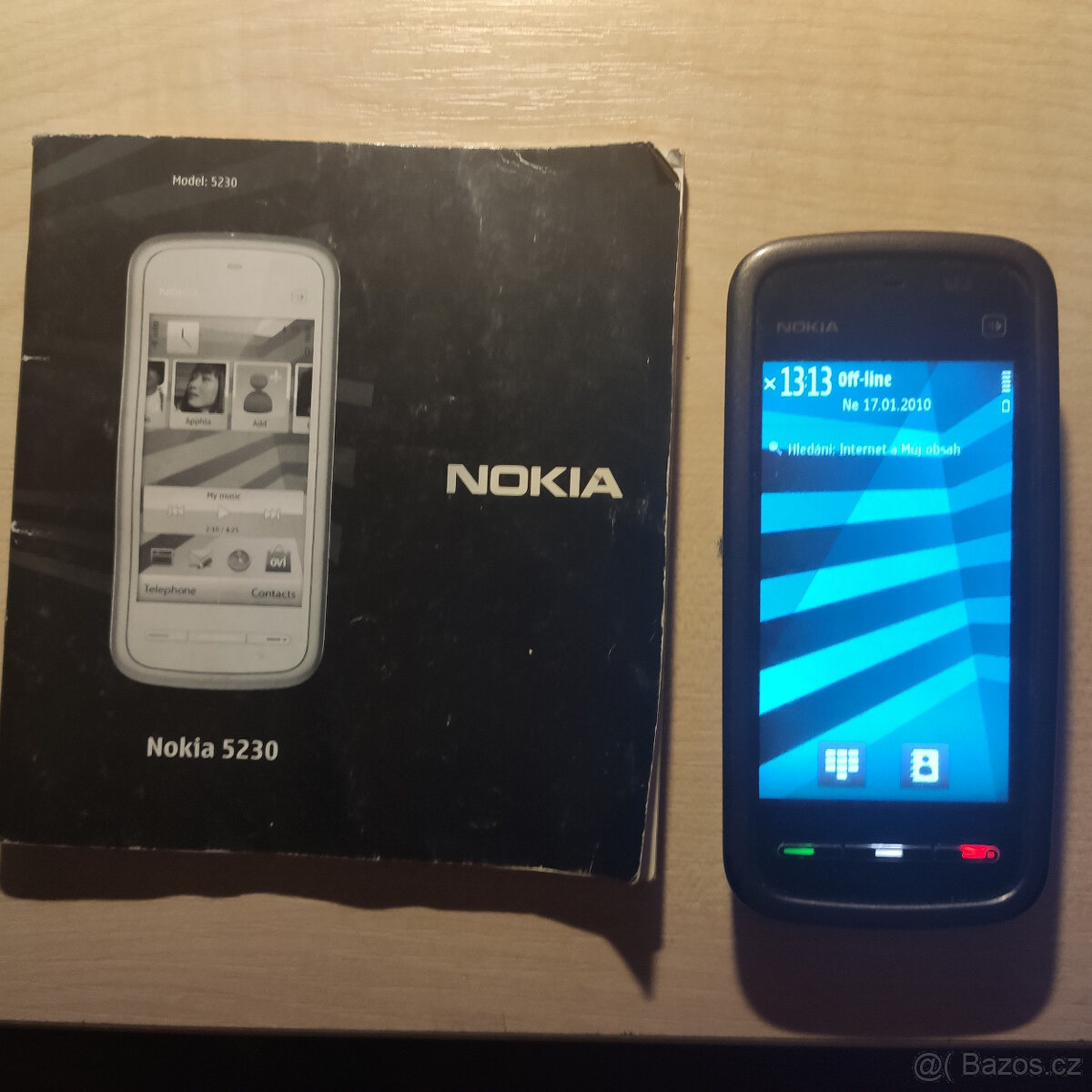 Nokia 5230 -červený kryt + sluchátka+ nabíječka