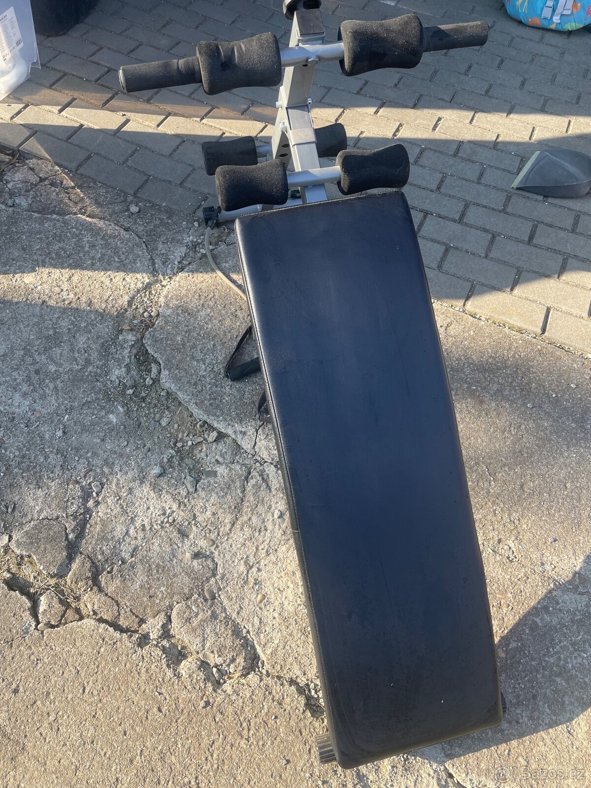 Posilovací lavice