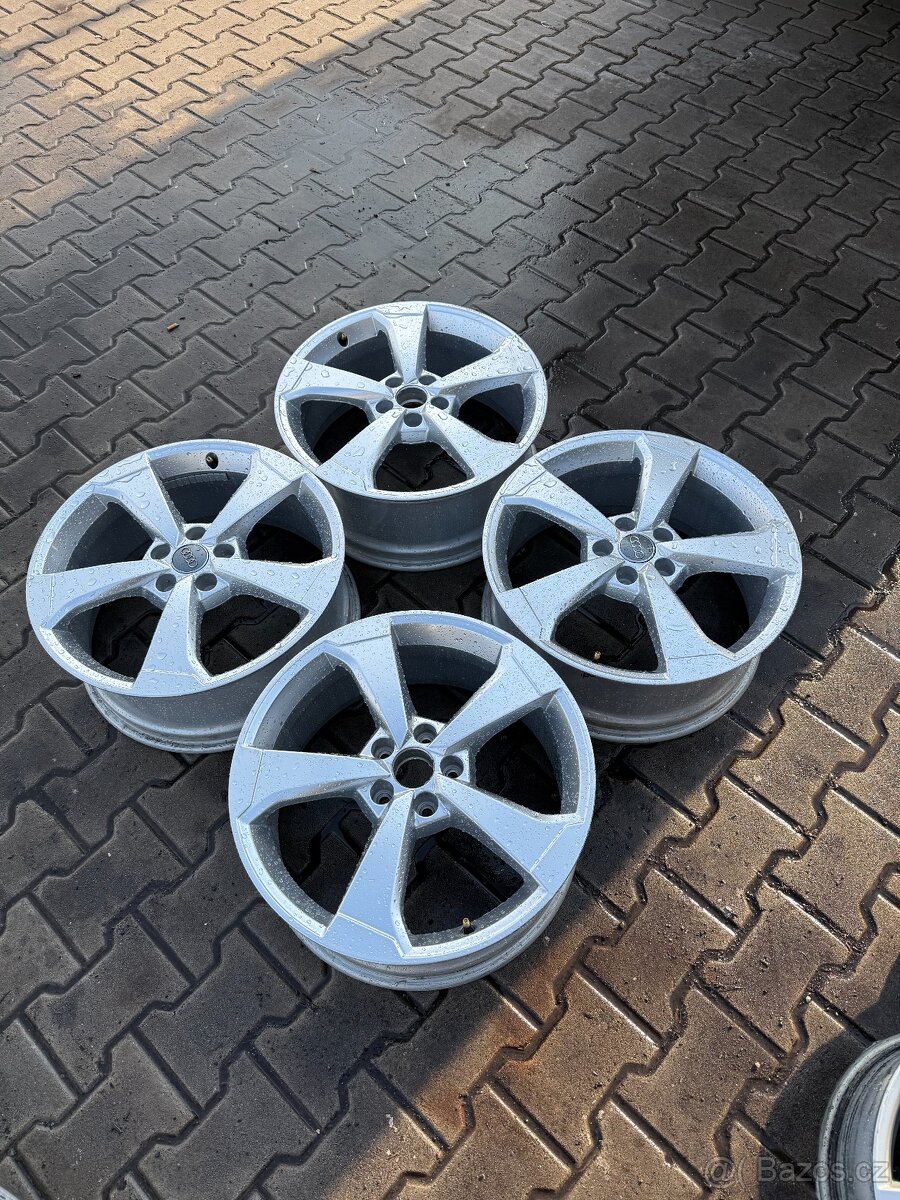 Alu Audi 5x112r19 8J ET 49