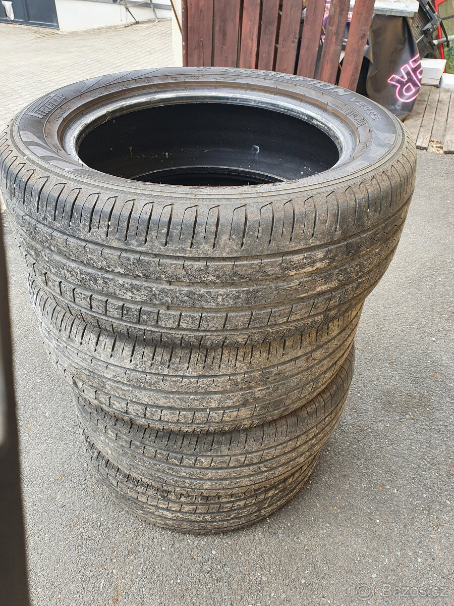 Pneu Pireli 235/55 R18 100v Letní