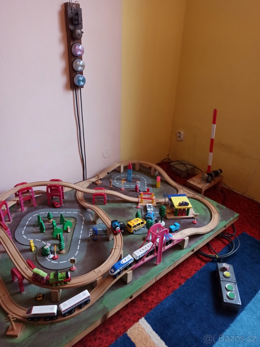 Dětské vláčky, koleje a příslušenství