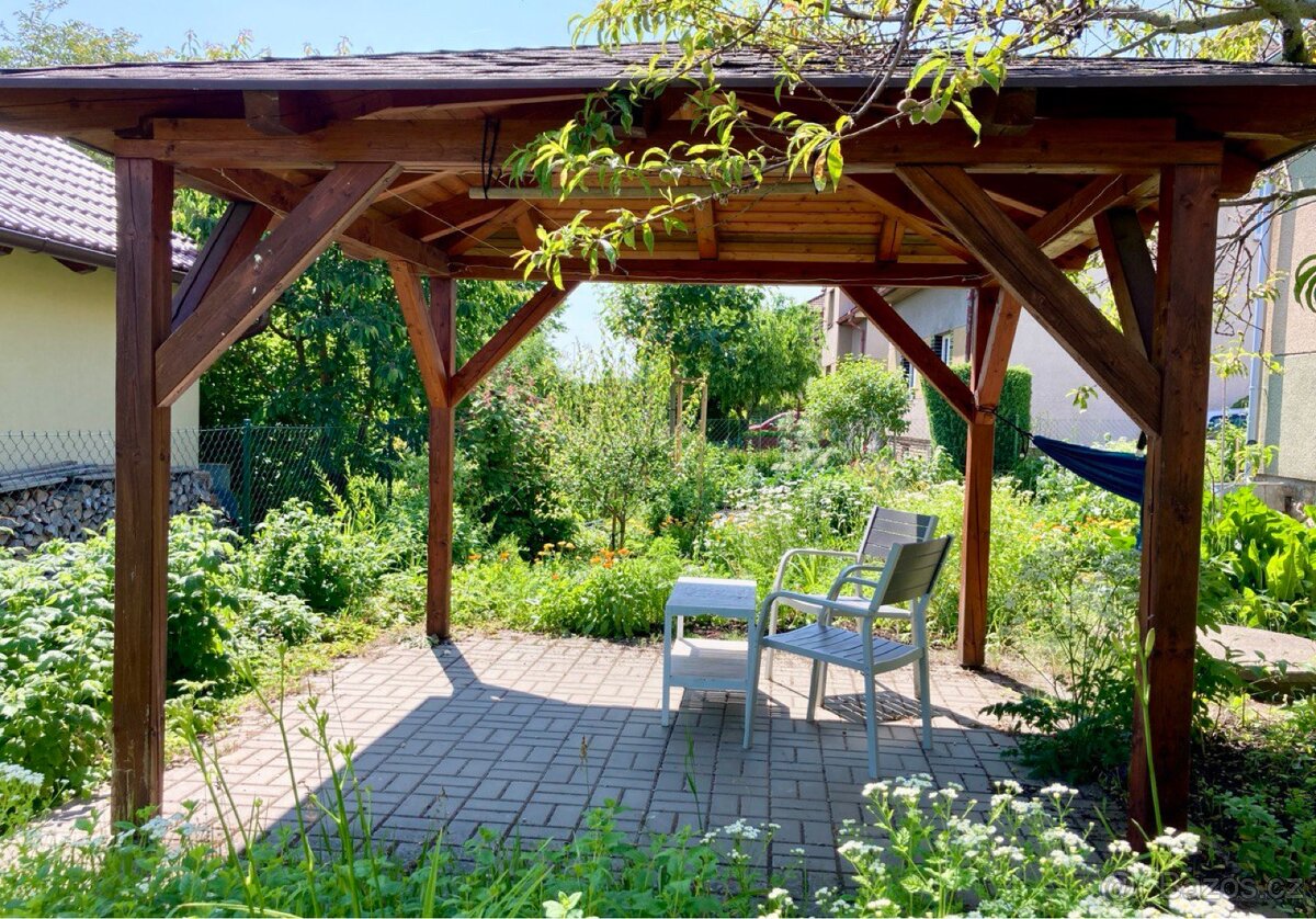 Pergola