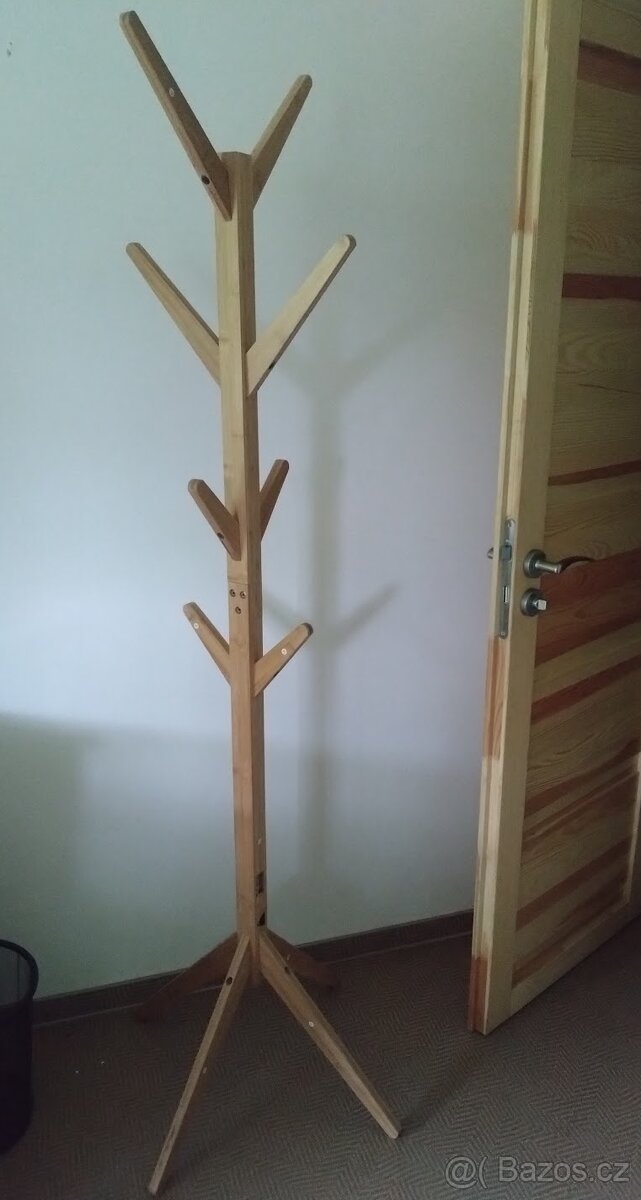 věšák SEJS JYSK