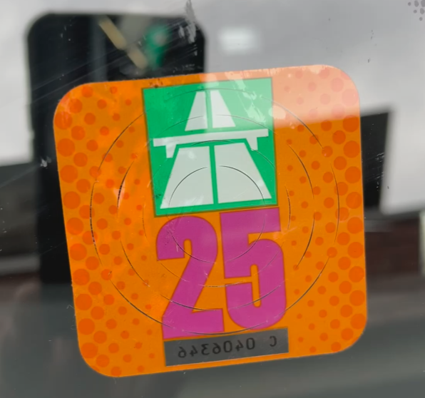 Švýcarská dálniční známka