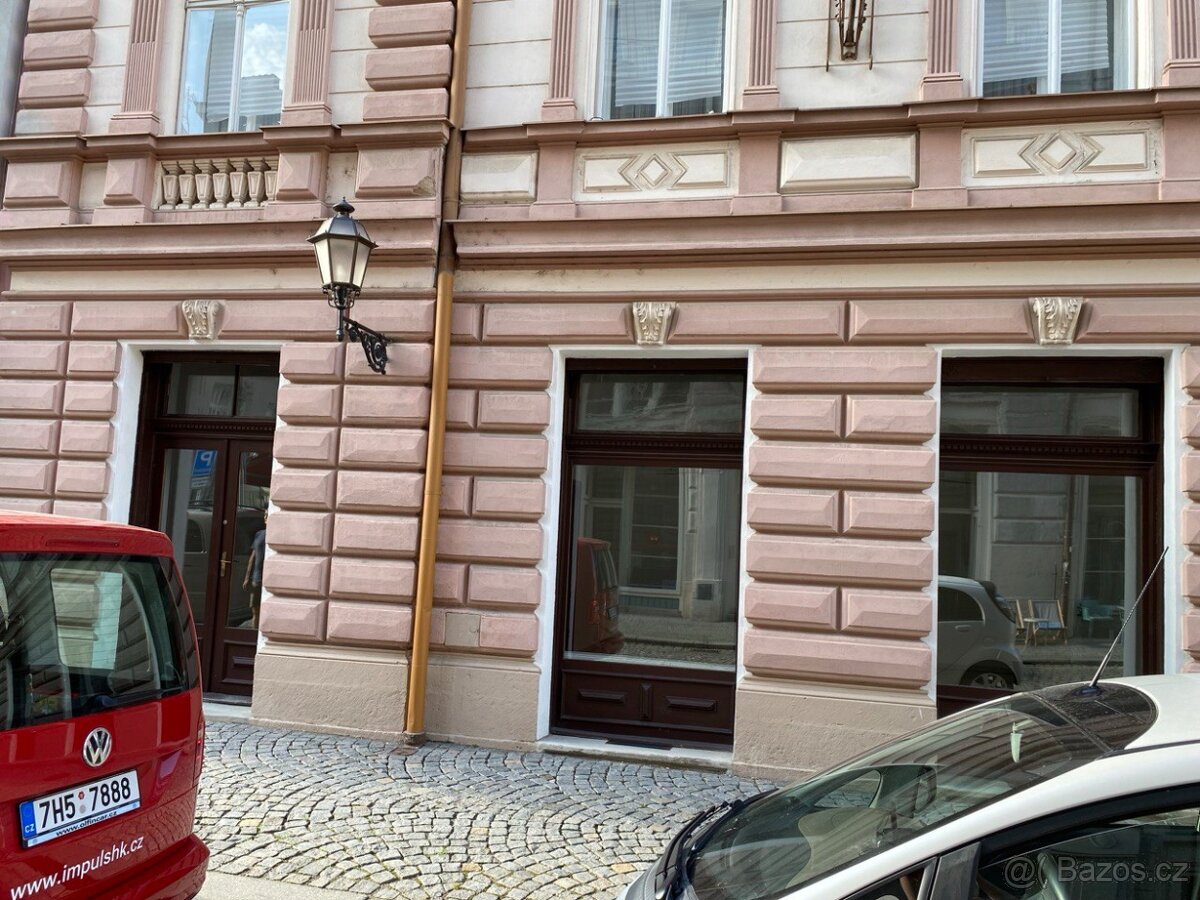 Pronájem nebytových prostorů 135 m2