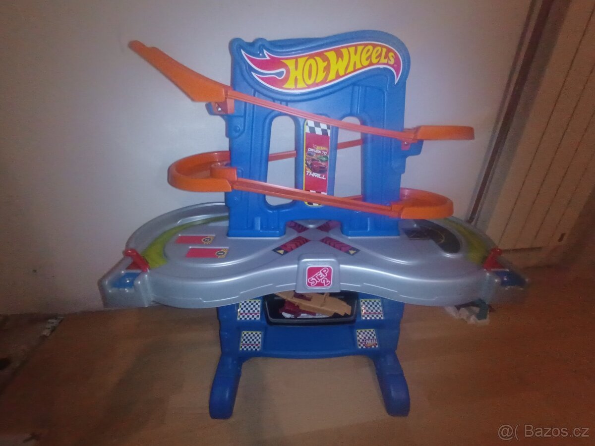Hot wheels Step2
