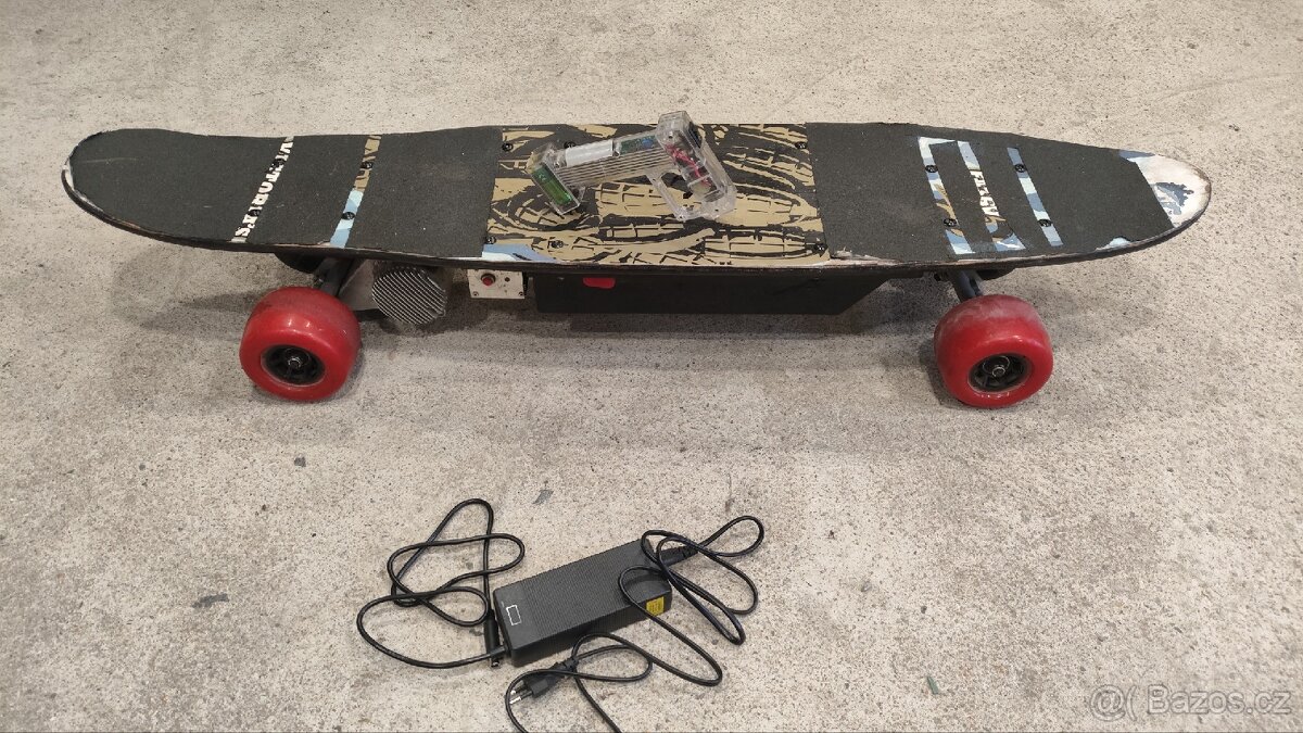 Elektricky LongBoard