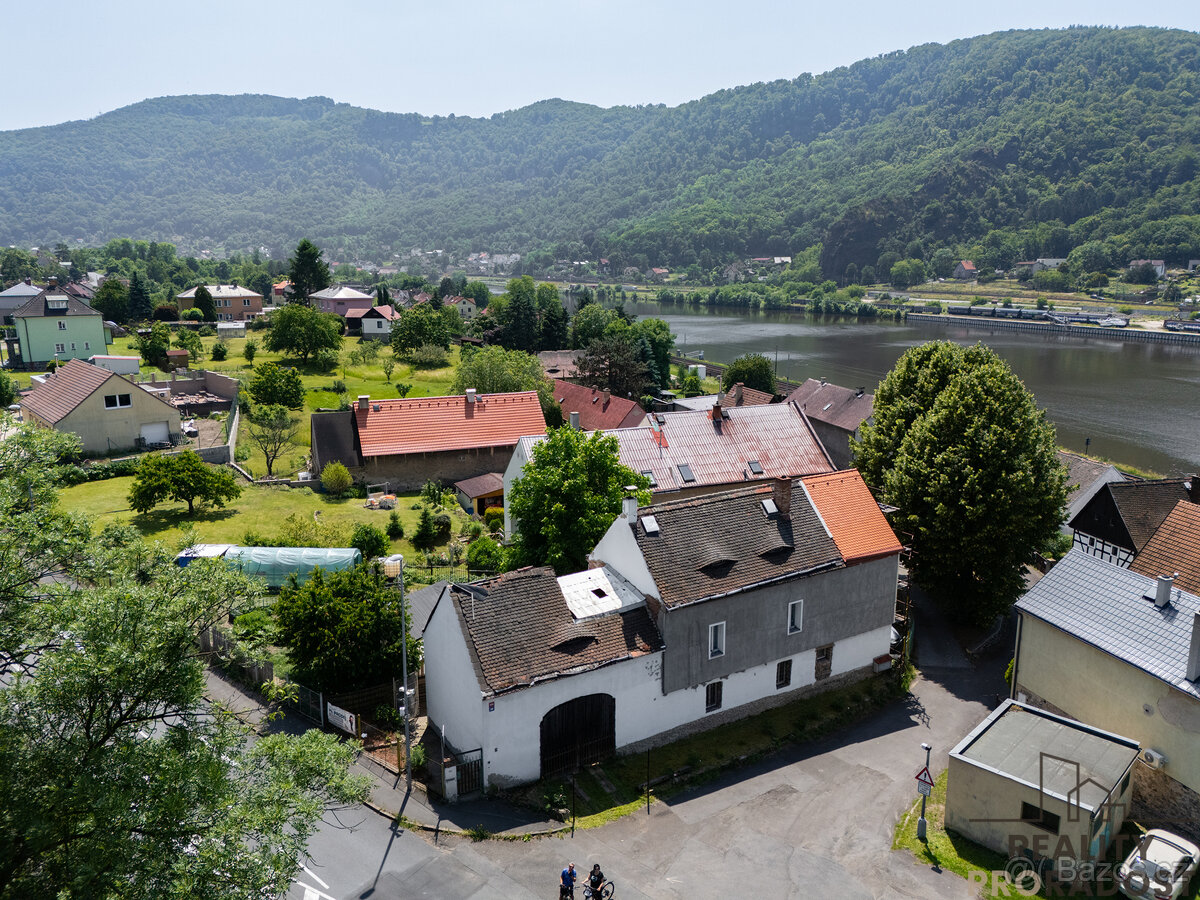 Rodinný dům v Ústí nad Labem, Střekově
