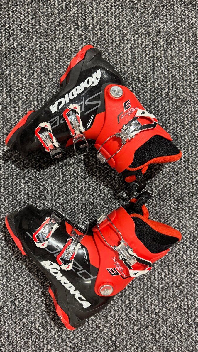 Nordica Speedmachine J 3