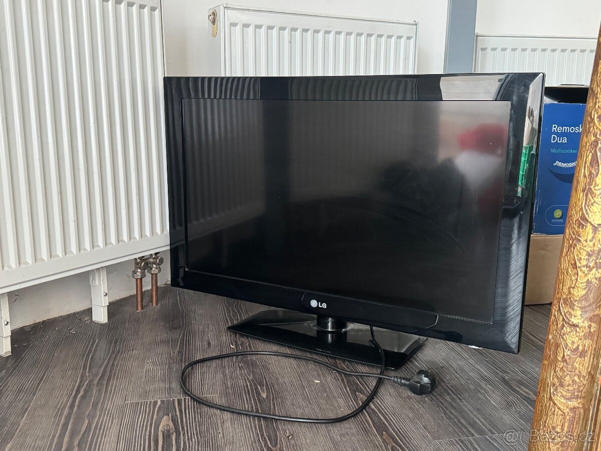 LG 32LD450 – 32” Full HD LCD televize, funkční + dálkový ovl