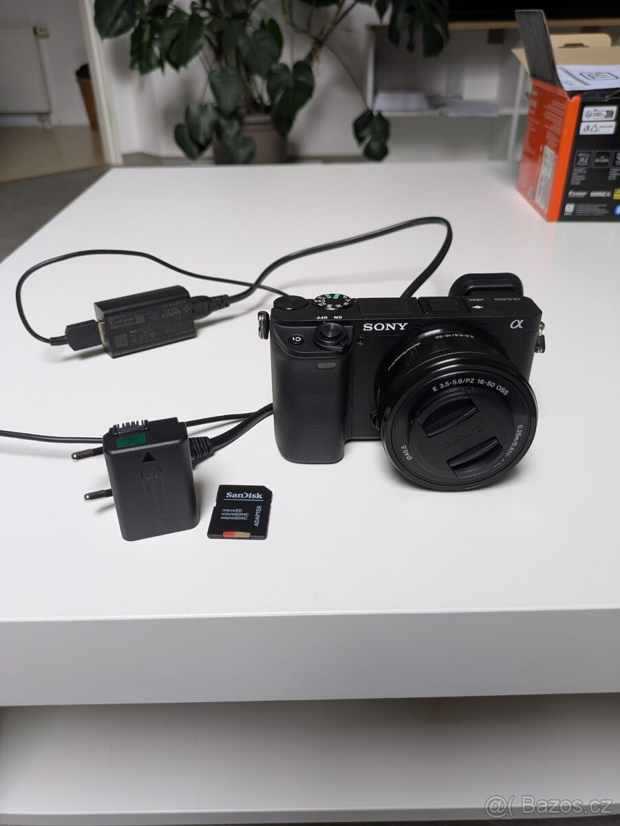 Sony a6400 +16-50 mm OSS, +7Artisans 12mm.