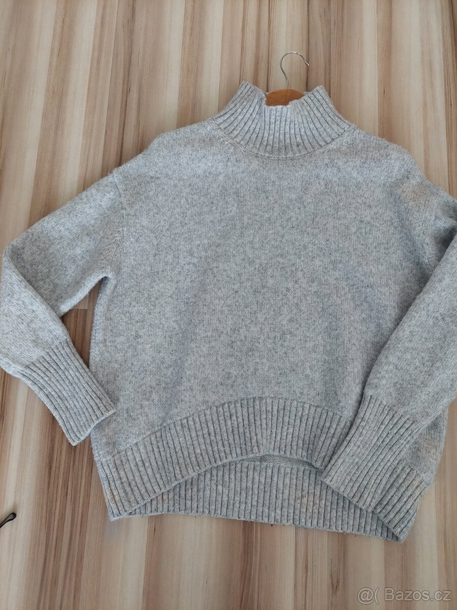 Svetr dámský H &M