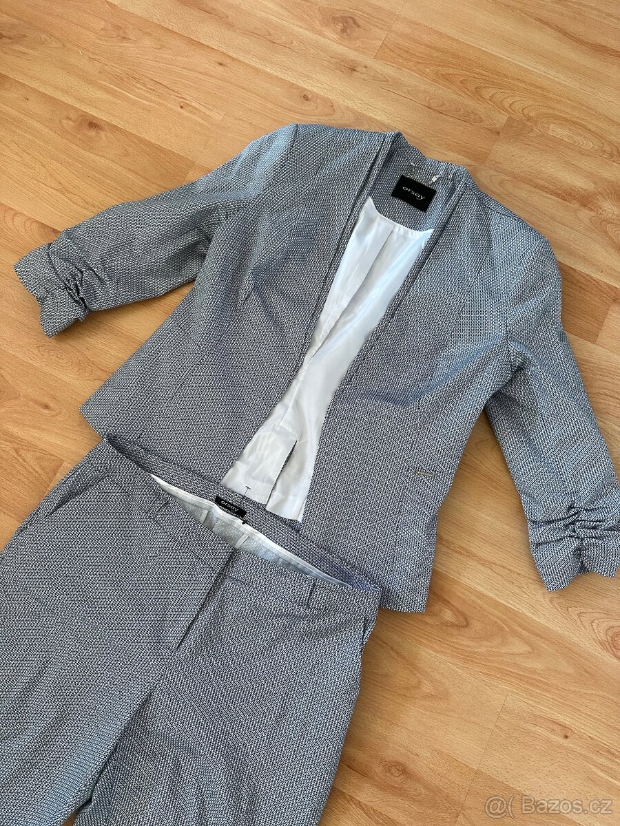 Kostýmek business Orsay