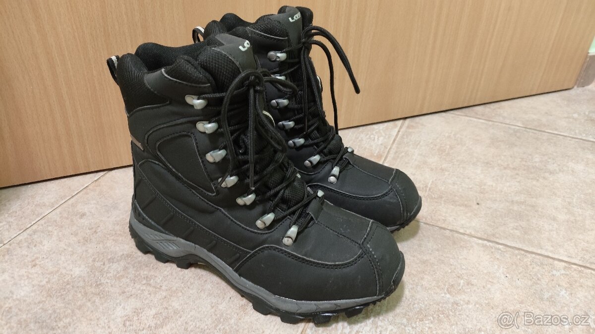 Kotníkové outdoorové boty Loap