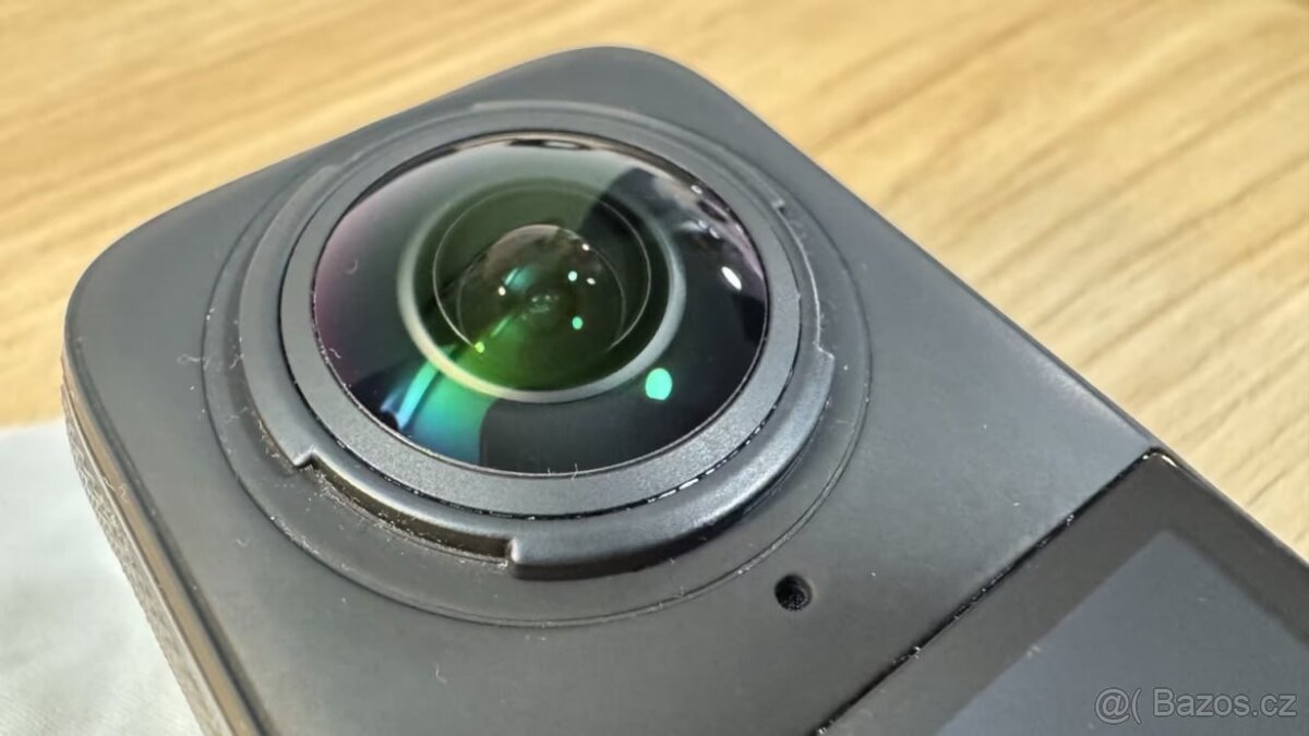 INSTA 360 X4 potápěčský balíček s 2. baterií + nabíjecí krab