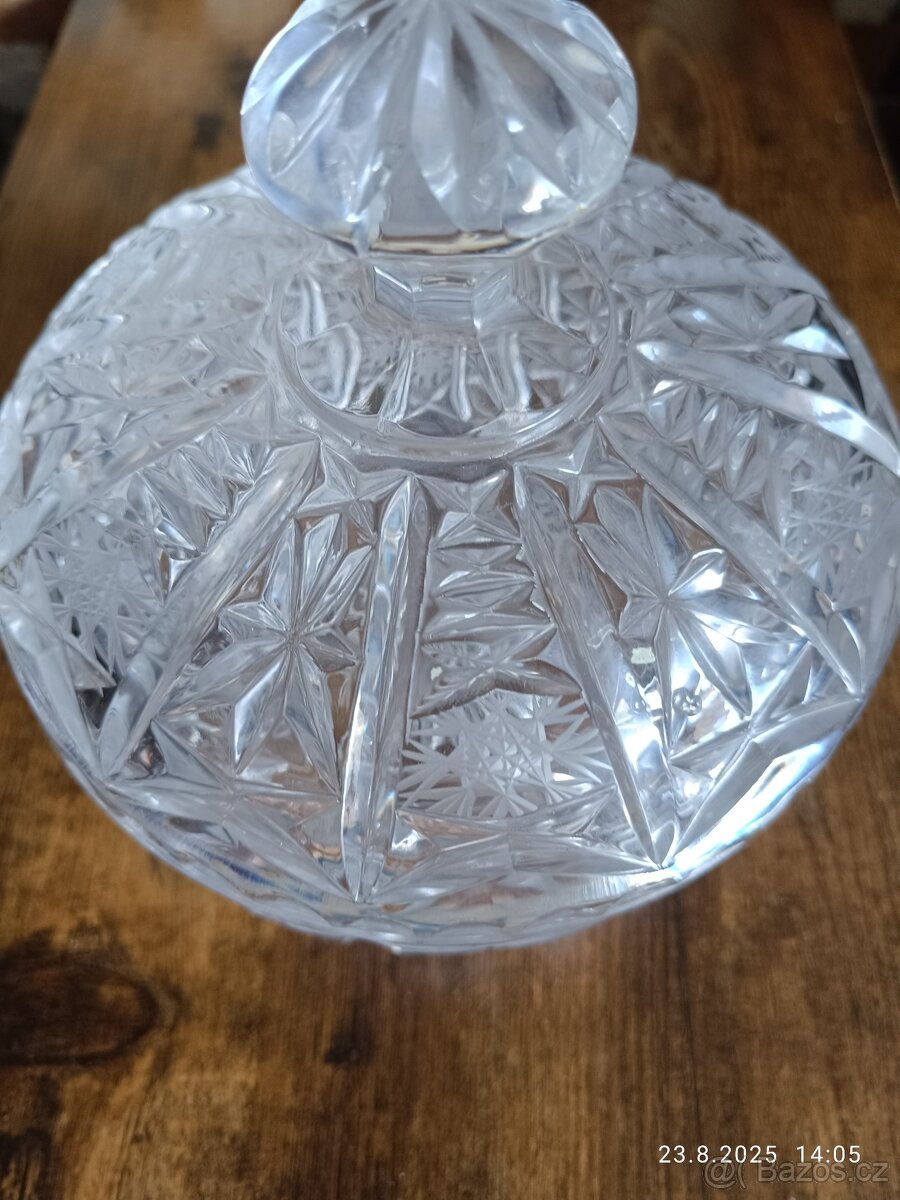 Prodám BROUŠENOU CUKŘENKU / DÓZU S VÍKEM