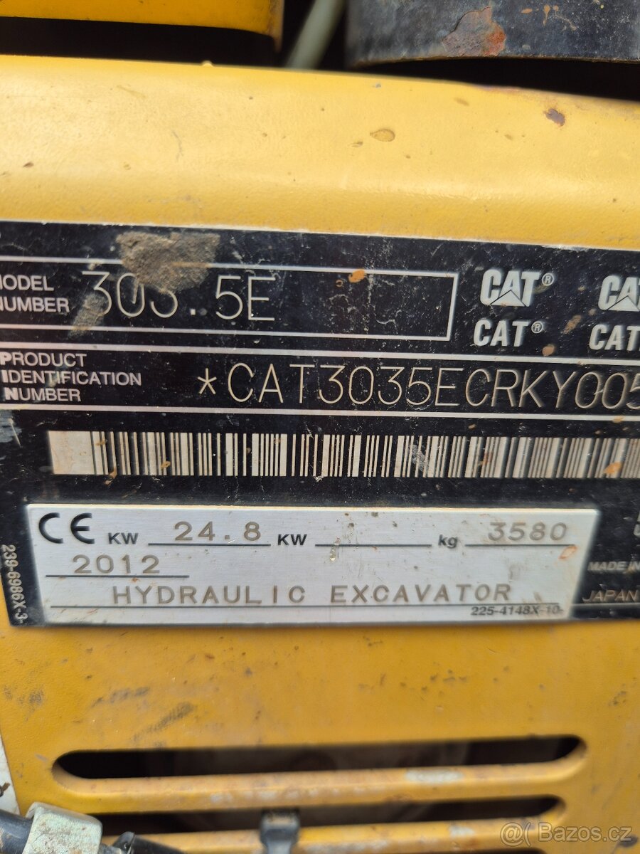 Minibagr CAT 303.5 CR