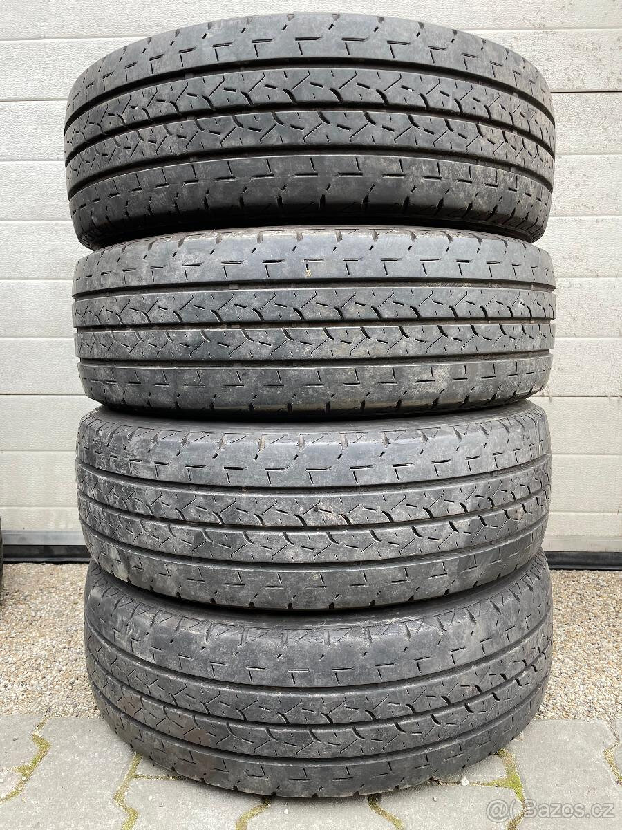 Bridgestone Duravis 215/65 R16C 109/107 4Ks letní pneumatiky