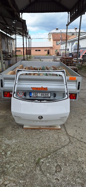 ŠKODA RAPID- PÁTE DVEŘE