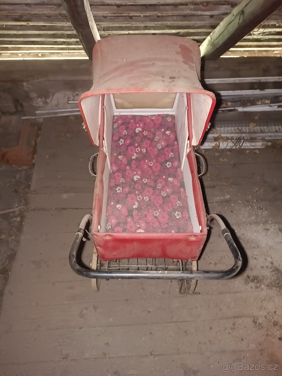 Retro kočárek