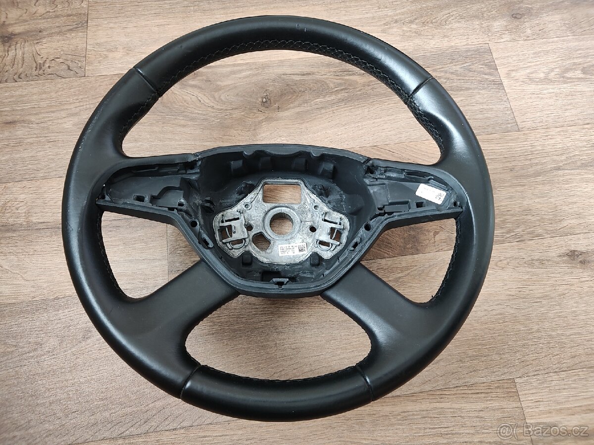 Škoda 4 ramenný volant Superb 2,3 Octavie 2,3