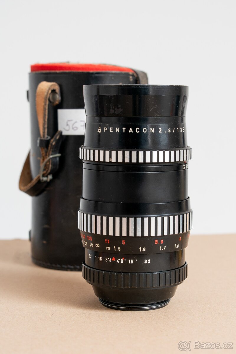 Pentacon 135/2.8 M42 15 lamelový bokehmonster