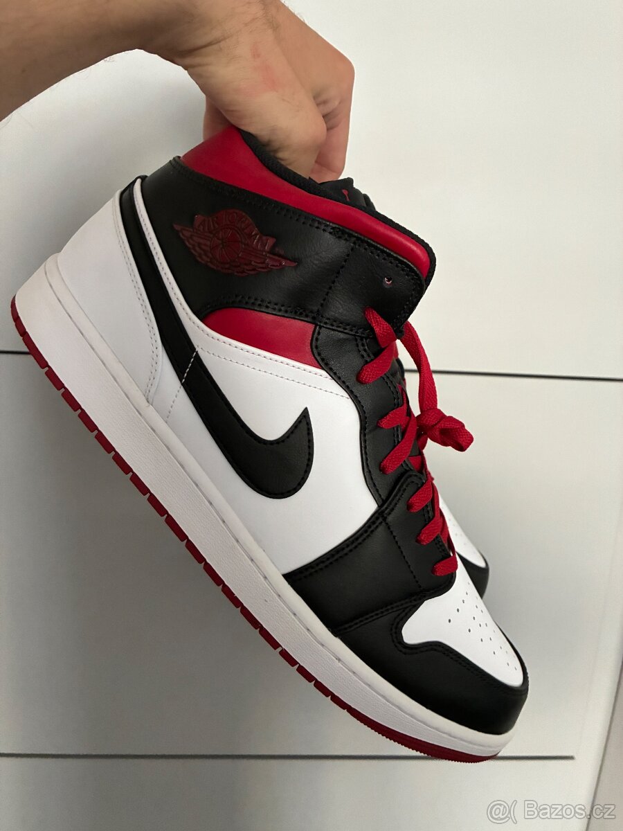 Air Jordan 1 mid, vel. 44.5