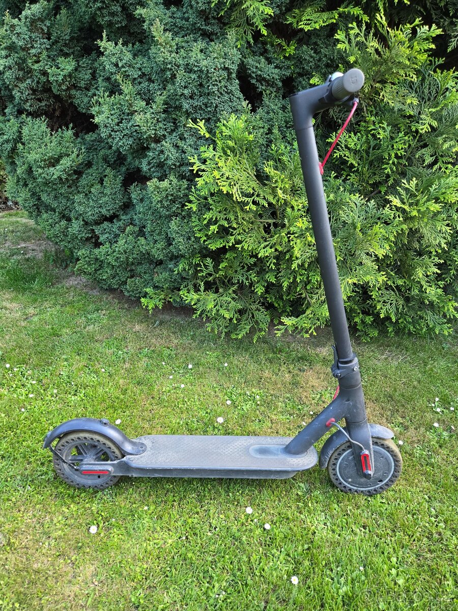 Koloběžka Xiaomi 3
