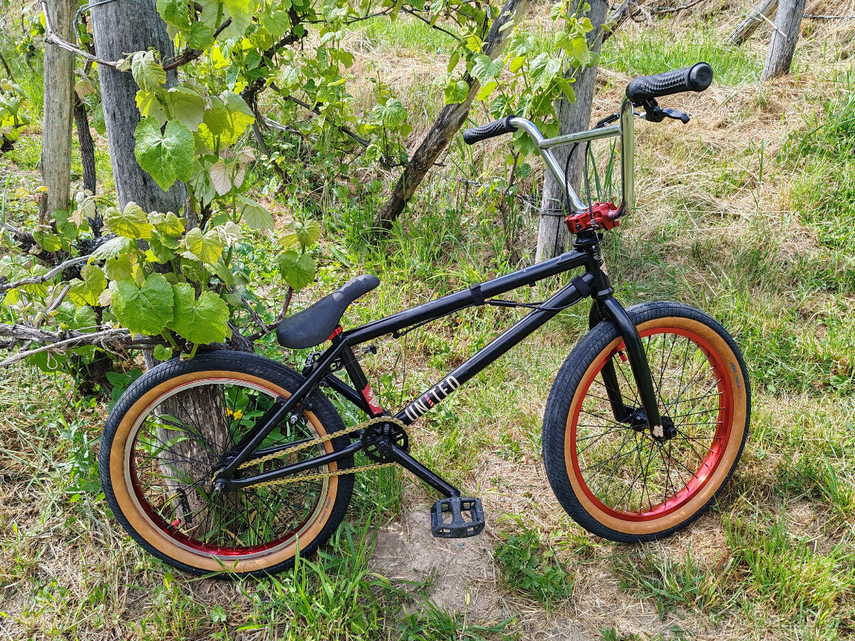 Freestyle BMX kolo - UNITED Martinez 20,5" 2014