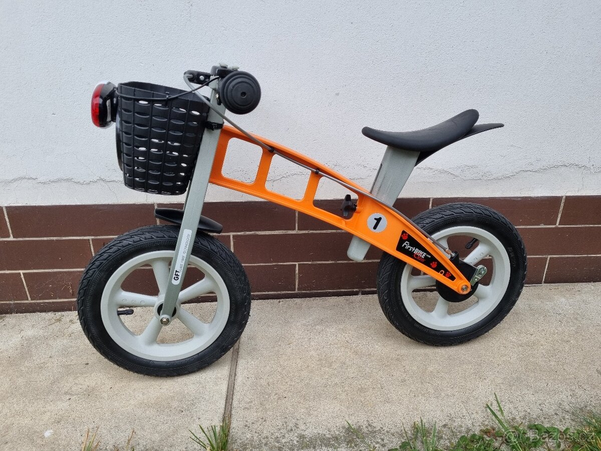 Odrážedlo First Bike