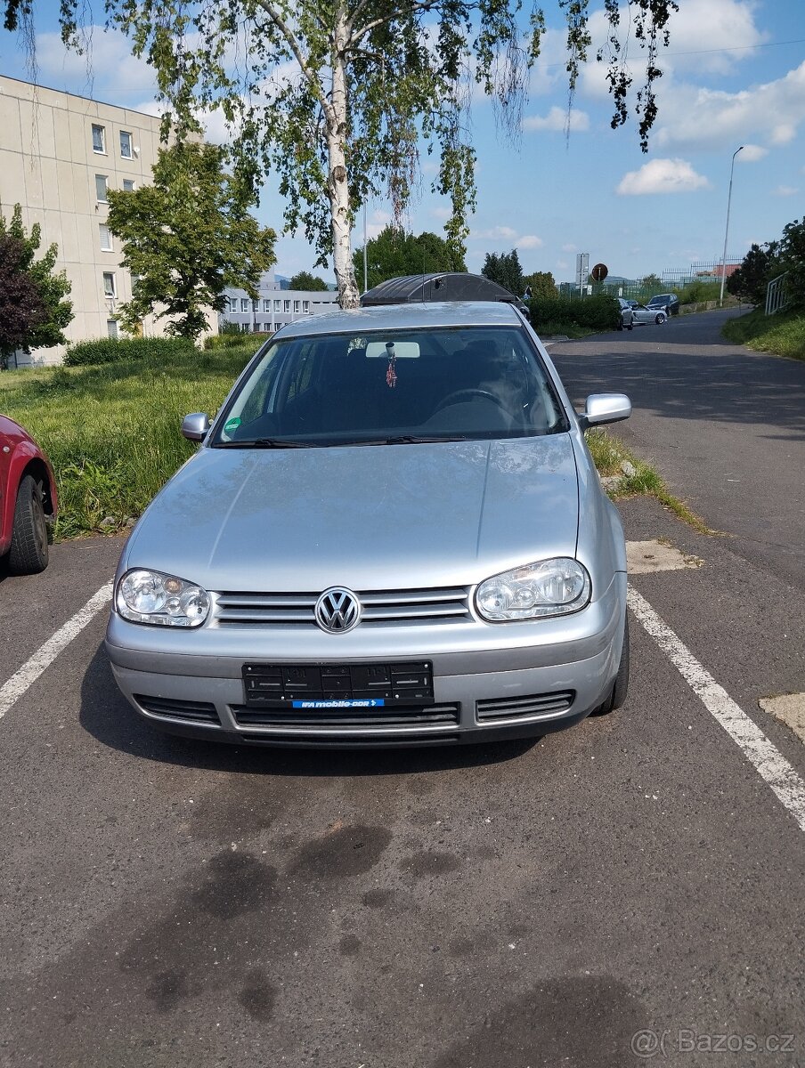 Ve golf 1.4 i 16 r.v 2001 dovoz Německo