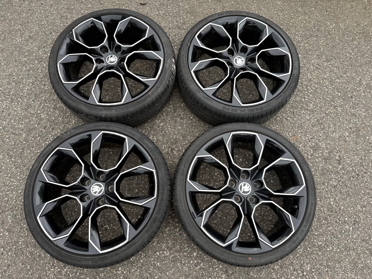 Sada ALU kol Škoda Octavia 3 RS 5x112 R19