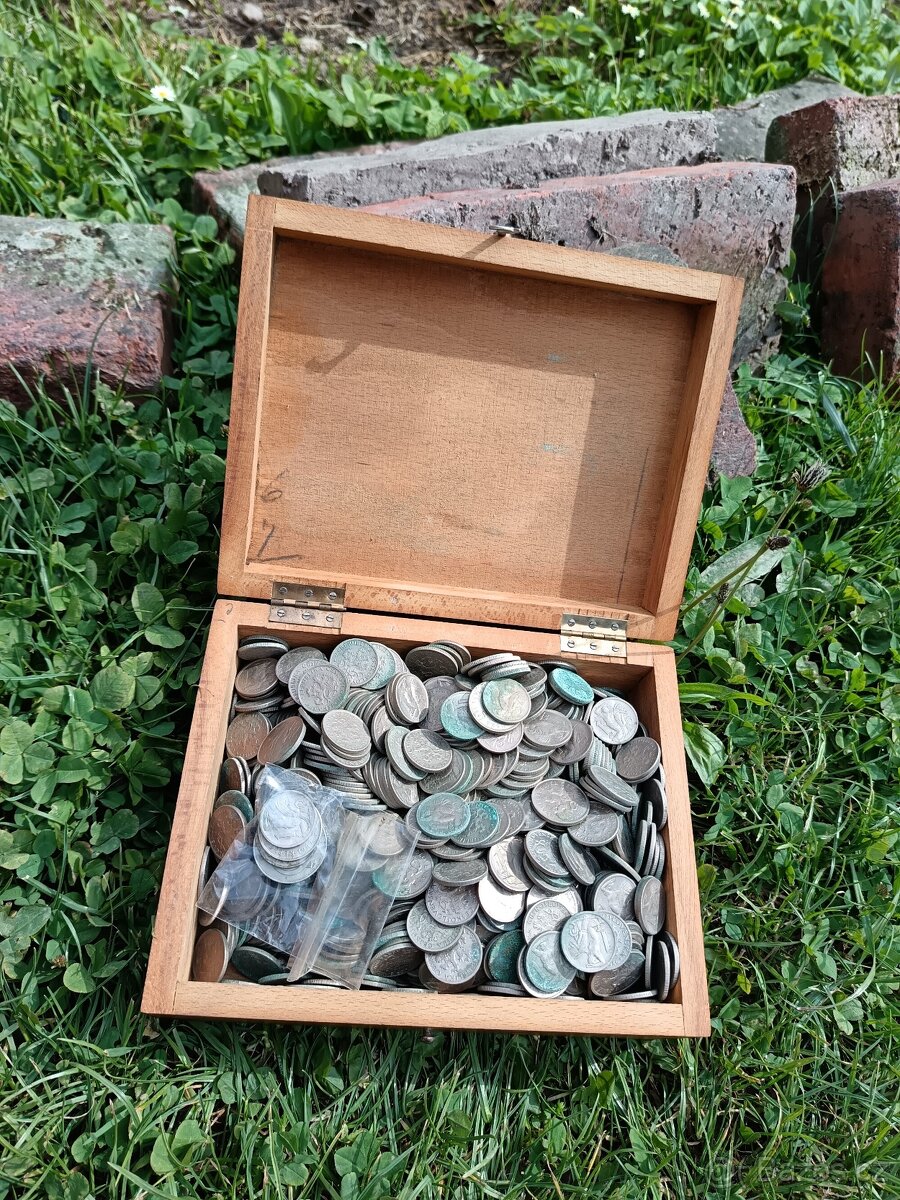 Velká sbírka československých mincí – 931 ks (1 Kčs, 2 Kčs,