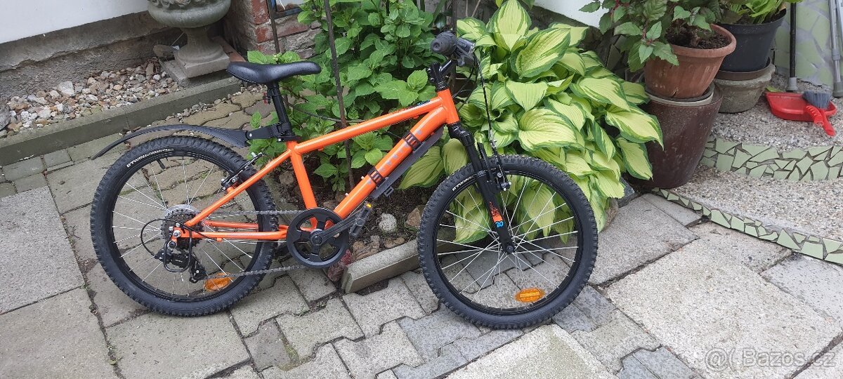Dětské kolo Rockrider oranžové