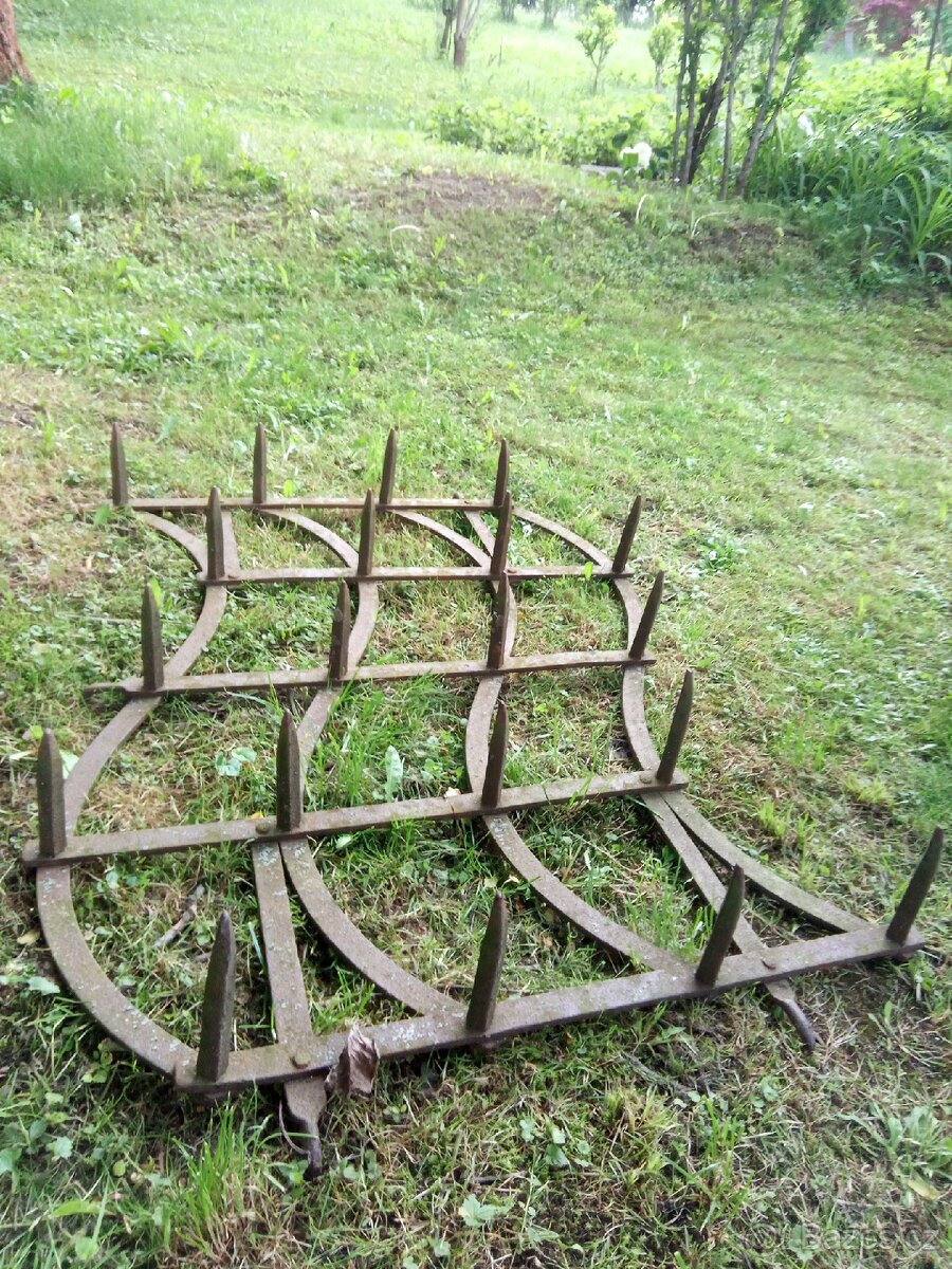 Zemědělské tažné smykové brány