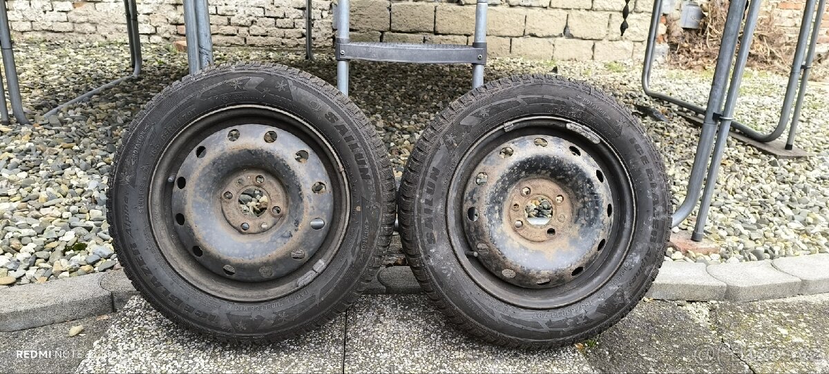 Zimní pneumatiky na plechových discích 165/65 R14-79T