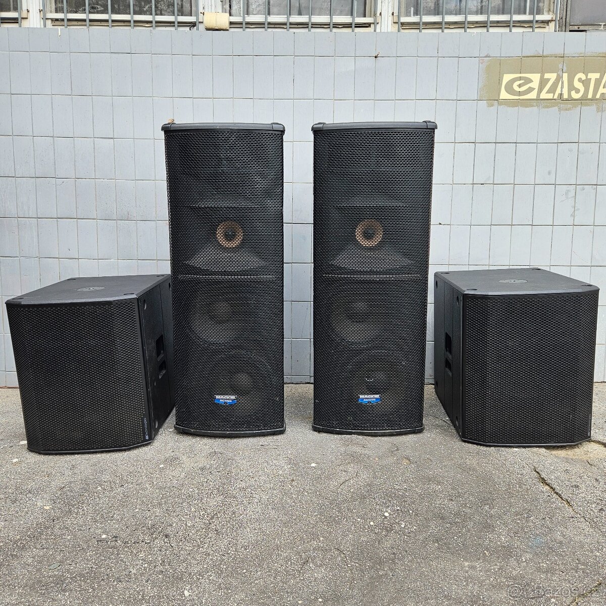 2x mackie SA1232z, 2x dB Technologies SUB618