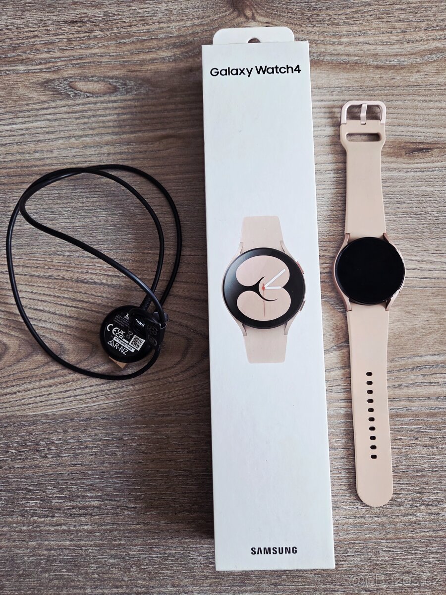 Hodinky Samsung Galaxy Watch 4