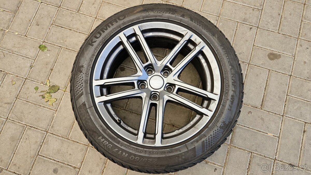Zimní Sada Alu 5x112 225/50 R17 Dezent Audi A5