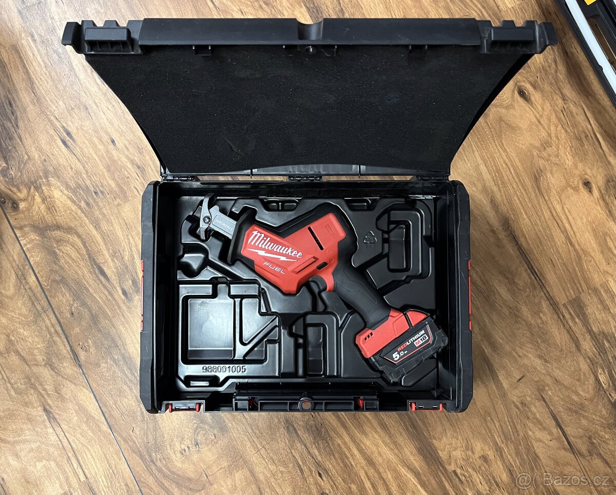 Milwaukee M18 FUEL Hackzall + kufr + baterie